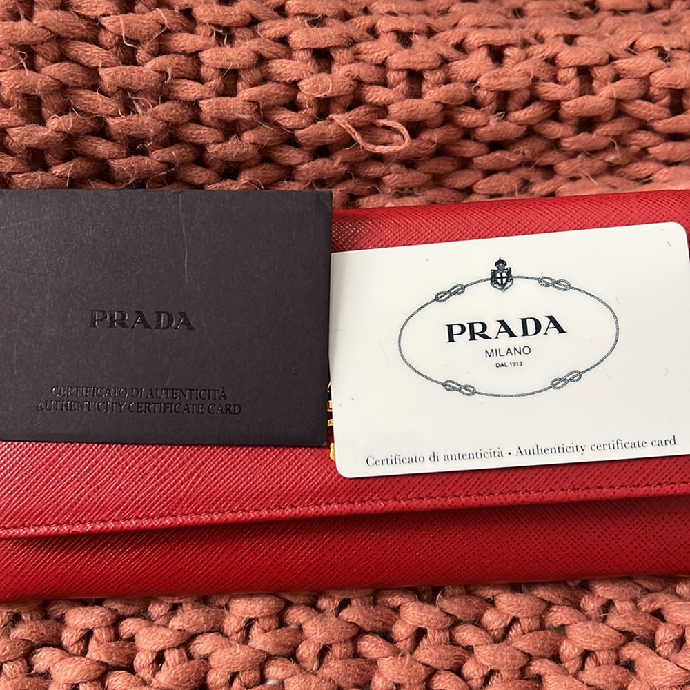 Prada Wallet - image 3